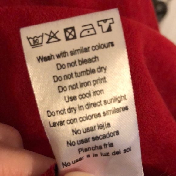 The perfect red dress for holiday work parties! - Picture 5 of 5